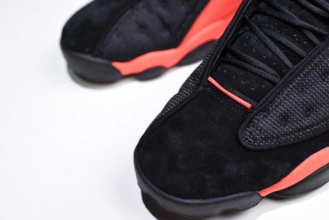 Clot Jordan Black Infrared Air Low 13 x AT3102-006 0726